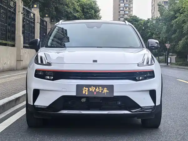 Lynk & Co 06 2021