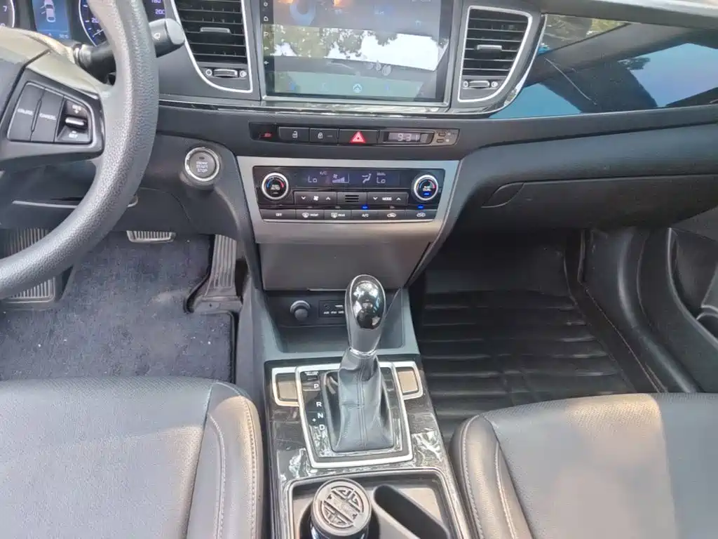 Hyundai Mistra 2015 — фото 14