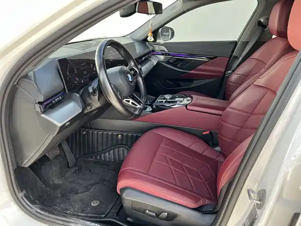BMW 5 Series 2024