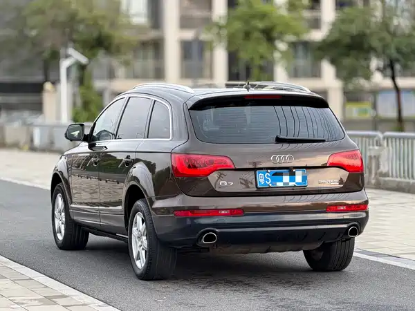 Audi Q7 2015