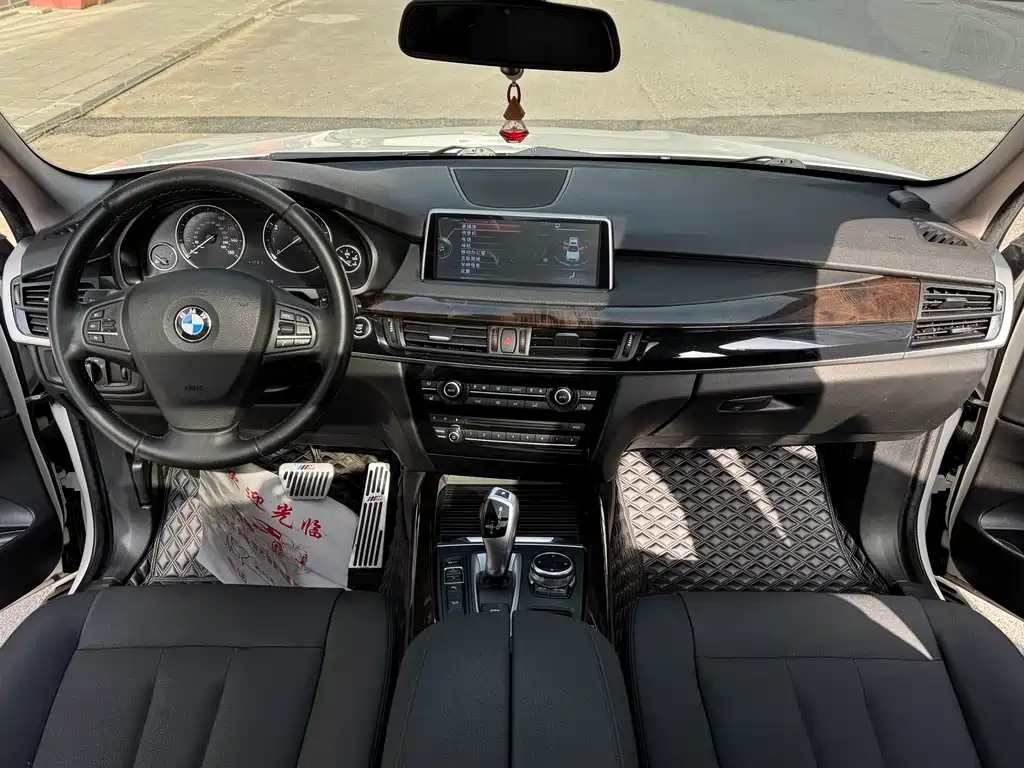 BMW X5 2015 — фото 8