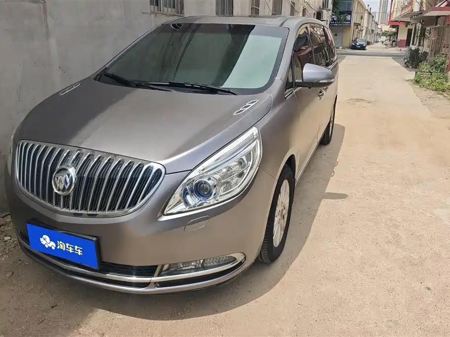 Buick GL8 2012