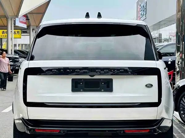 Land Rover Range Rover 2023