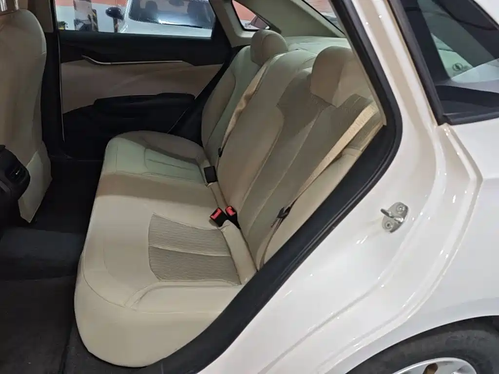 Buick Excelle GT 2017 — фото 17