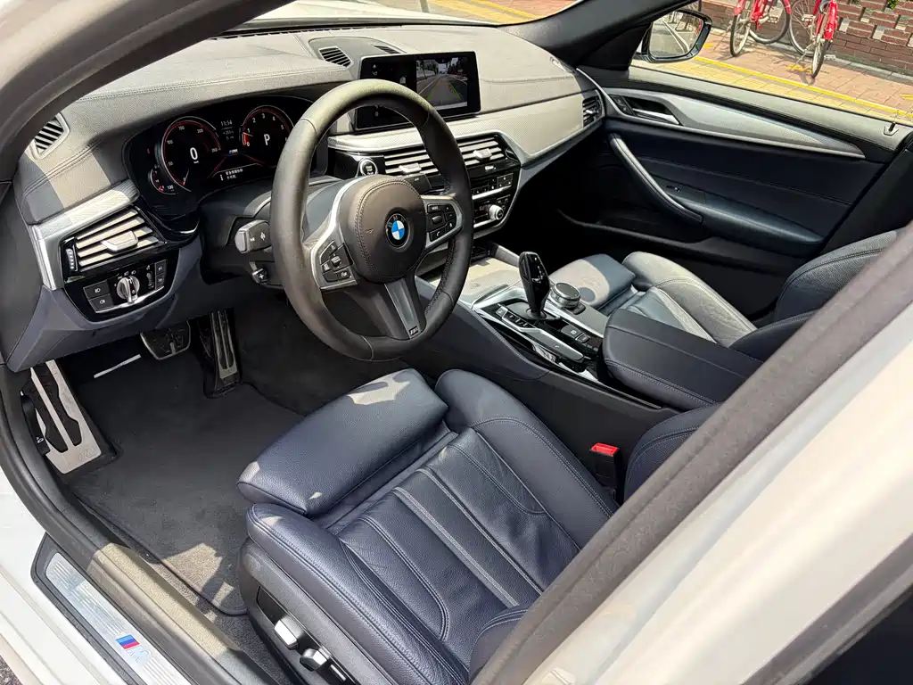 BMW 5 Series 2019