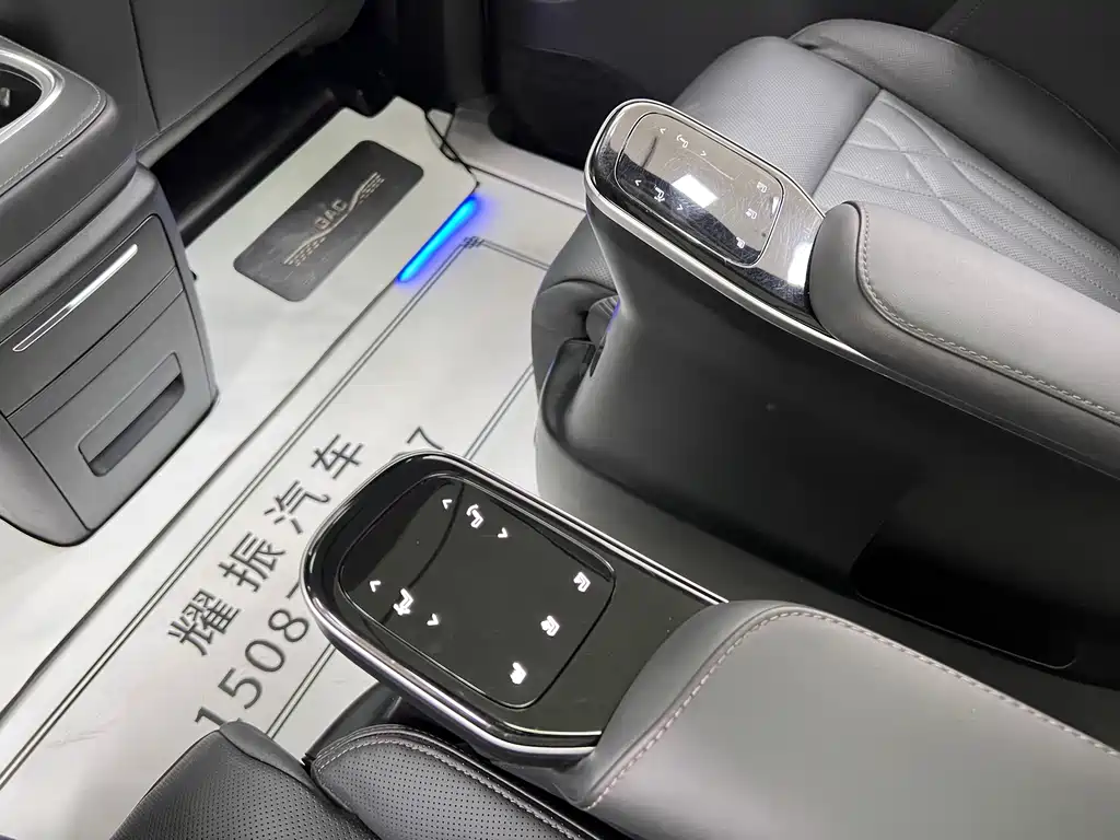 GAC Motor Trumpchi M8 2024 — фото 19