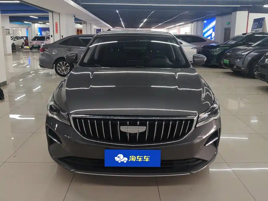 Geely Emgrand 2025