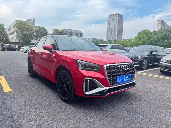 Audi Q2L 2022