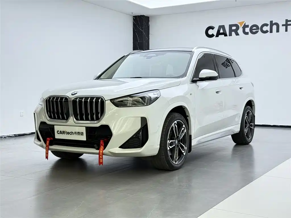 BMW X1 2024 — фото 1