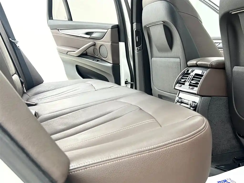 BMW X5 2015 — фото 13