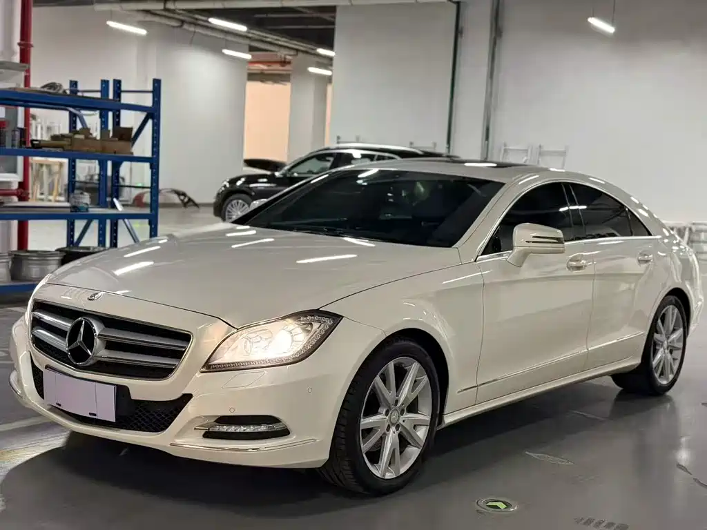 Mercedes-Benz CLS 2013 — фото 1