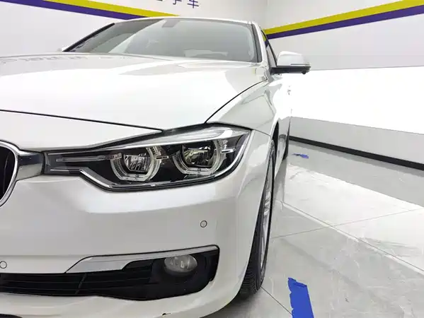 BMW 3 Series 2017