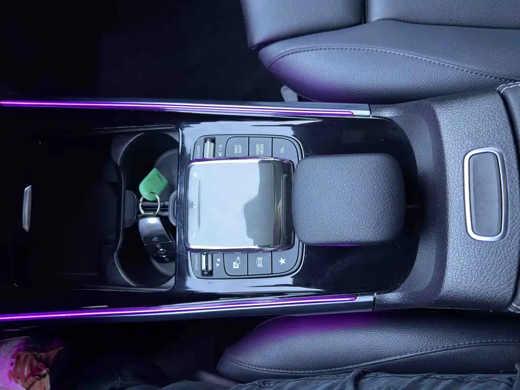Mercedes-Benz GLB 2021 — фото 19