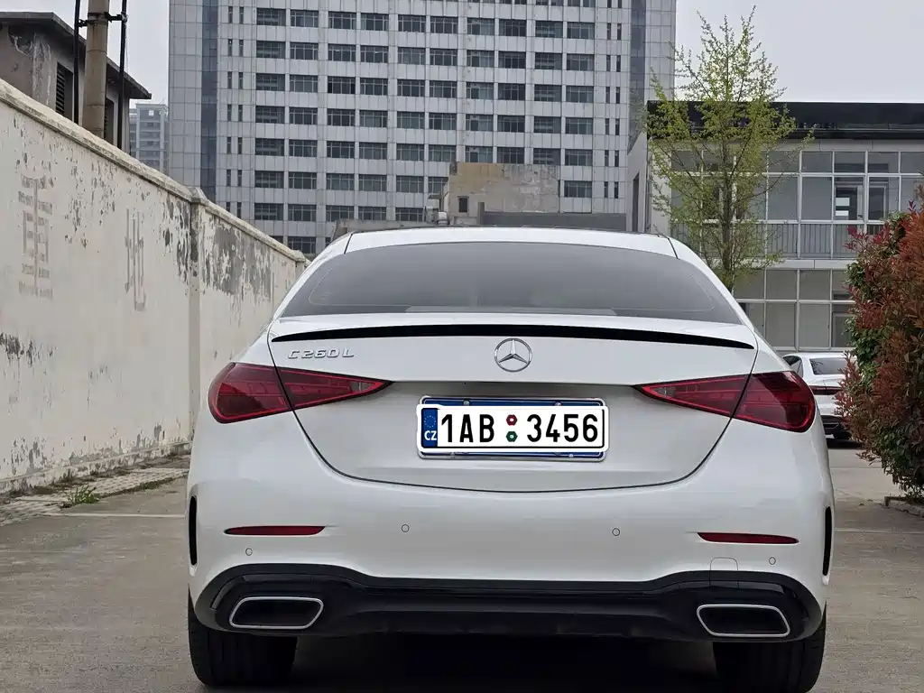 Mercedes-Benz C-Class 2023 — фото 5