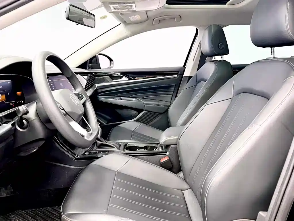 Volkswagen Passat 2025 — фото 13