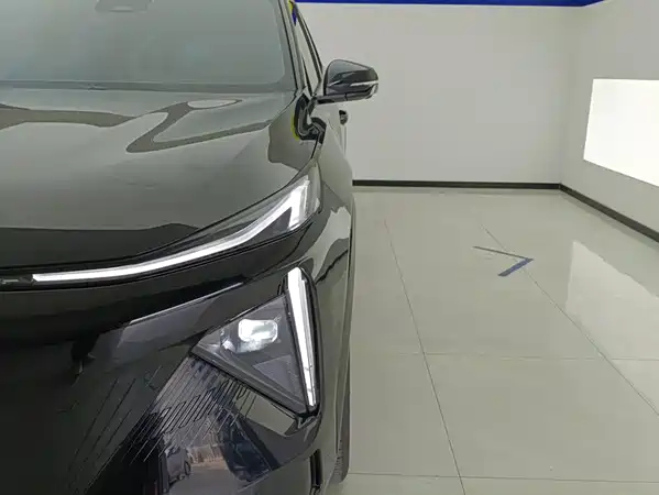 Geely Galaxy L7 2023