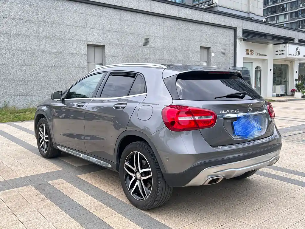 Mercedes-Benz GLA 2015 — фото 16