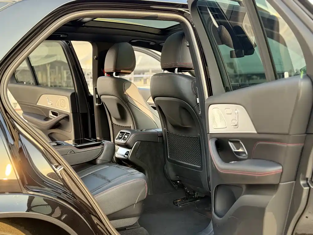 Mercedes-Benz GLE AMG 2025 — фото 7