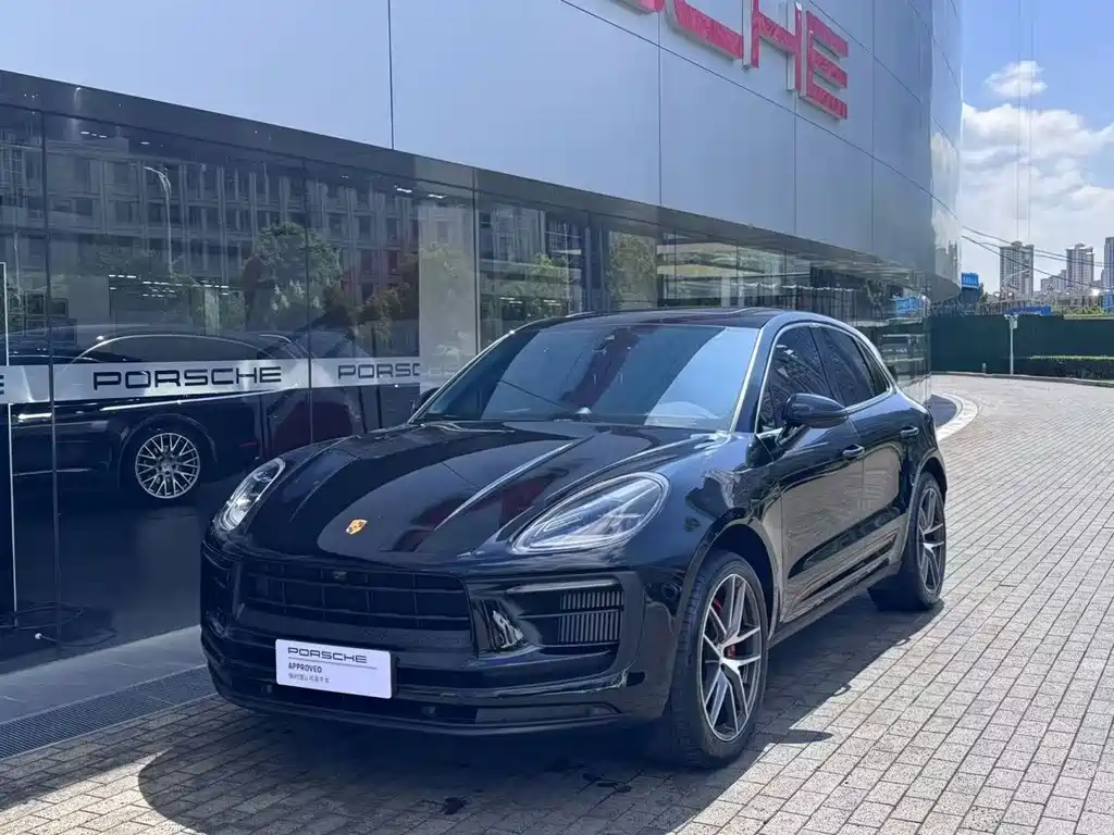 Porsche Macan 2023 — фото 1
