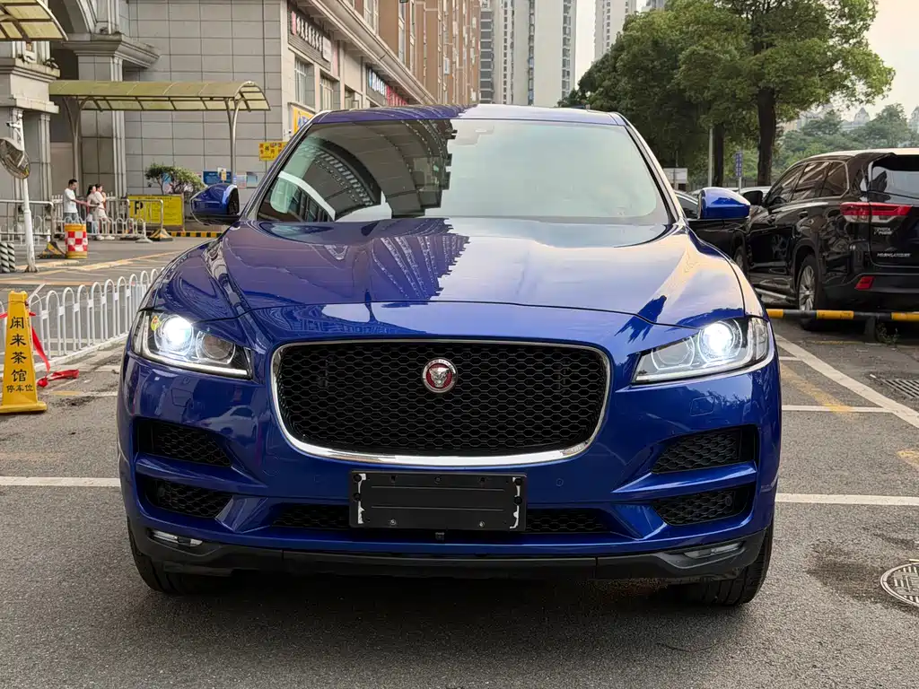 Jaguar F-PACE 2019 — фото 2
