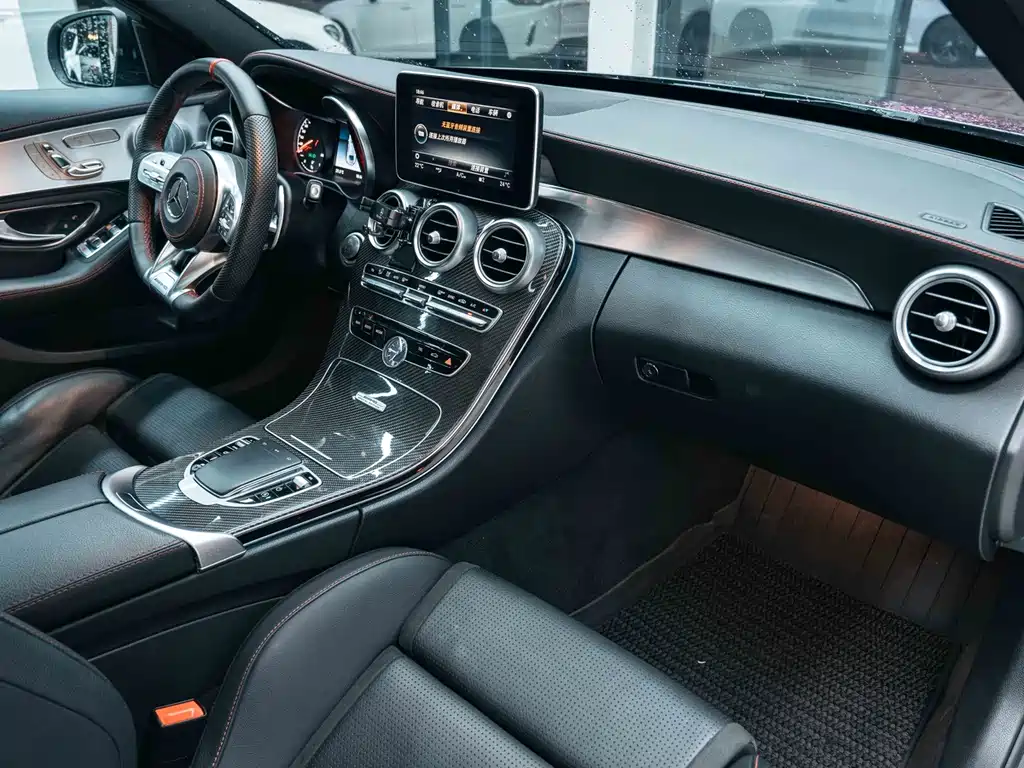 Mercedes-Benz C-Class AMG 2019 — фото 18
