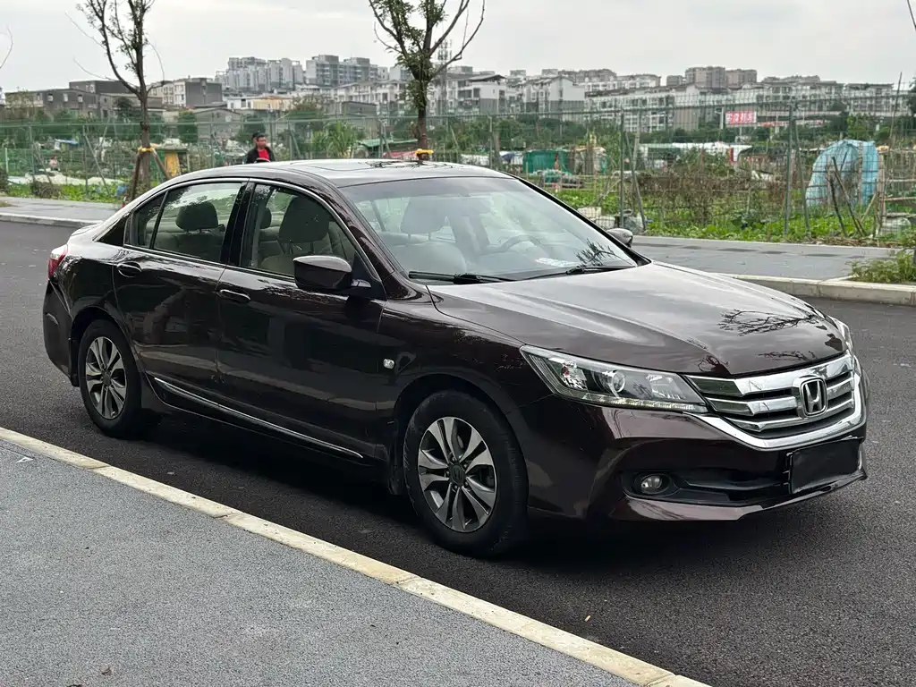 Honda Accord 2014 — фото 3