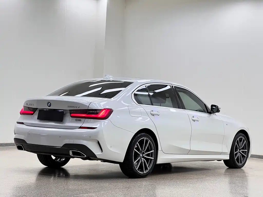 BMW 3 Series 2020