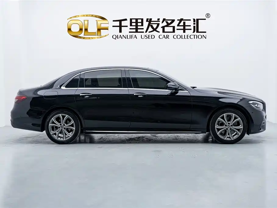 Mercedes-Benz E-Class 2022