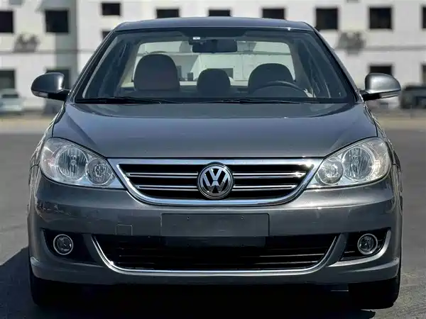 Volkswagen Lavida 2012