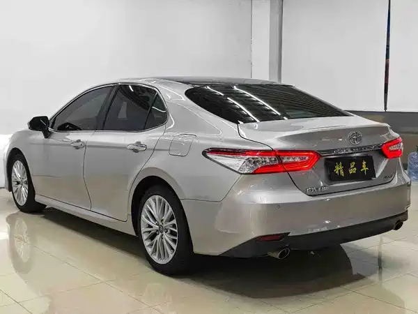 Toyota Camry 2019