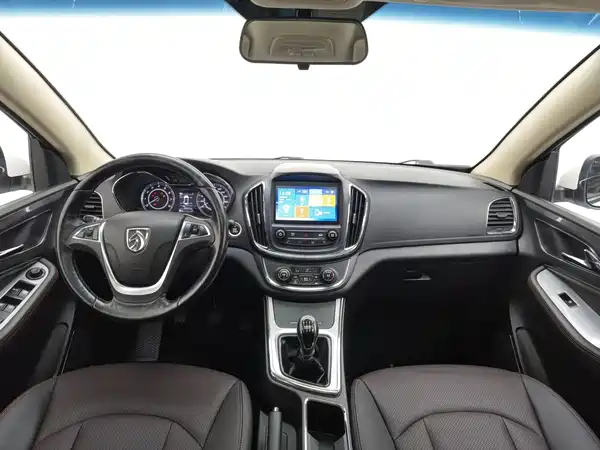 Baojun 560 2016