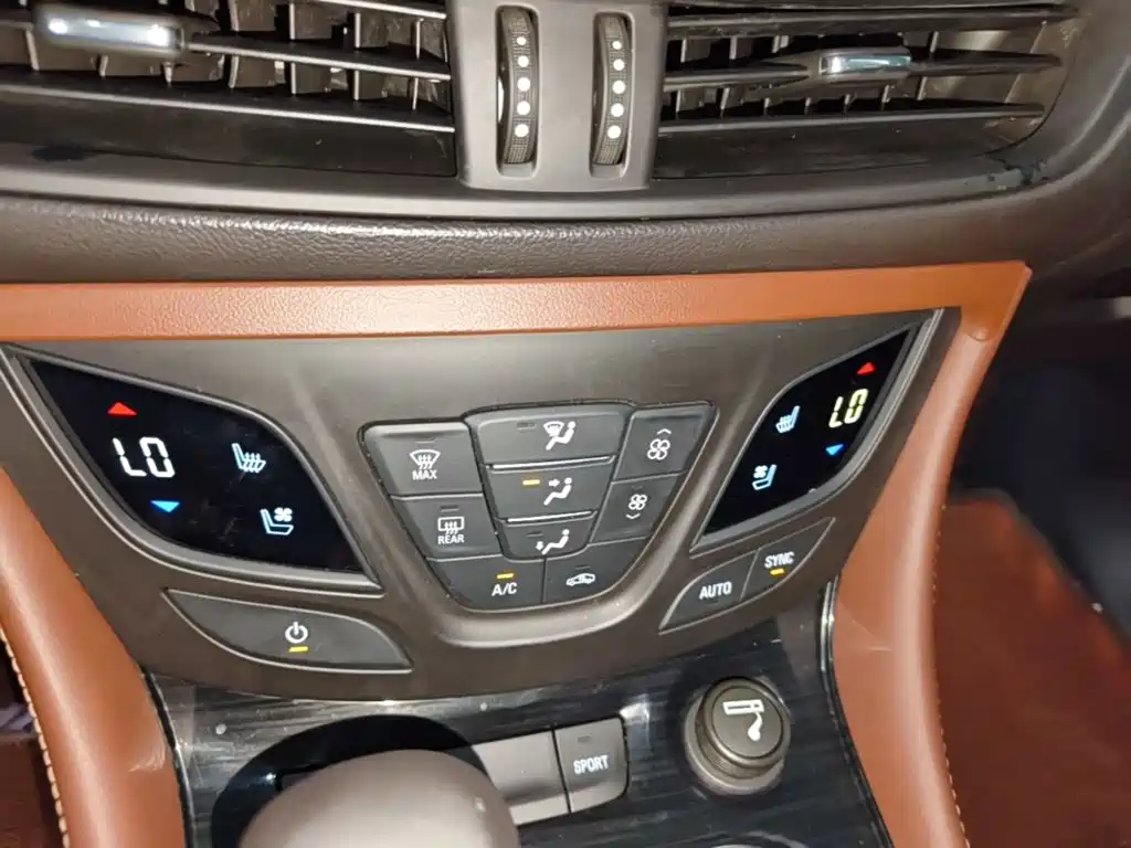 Buick Envision Plus 2019 — фото 13