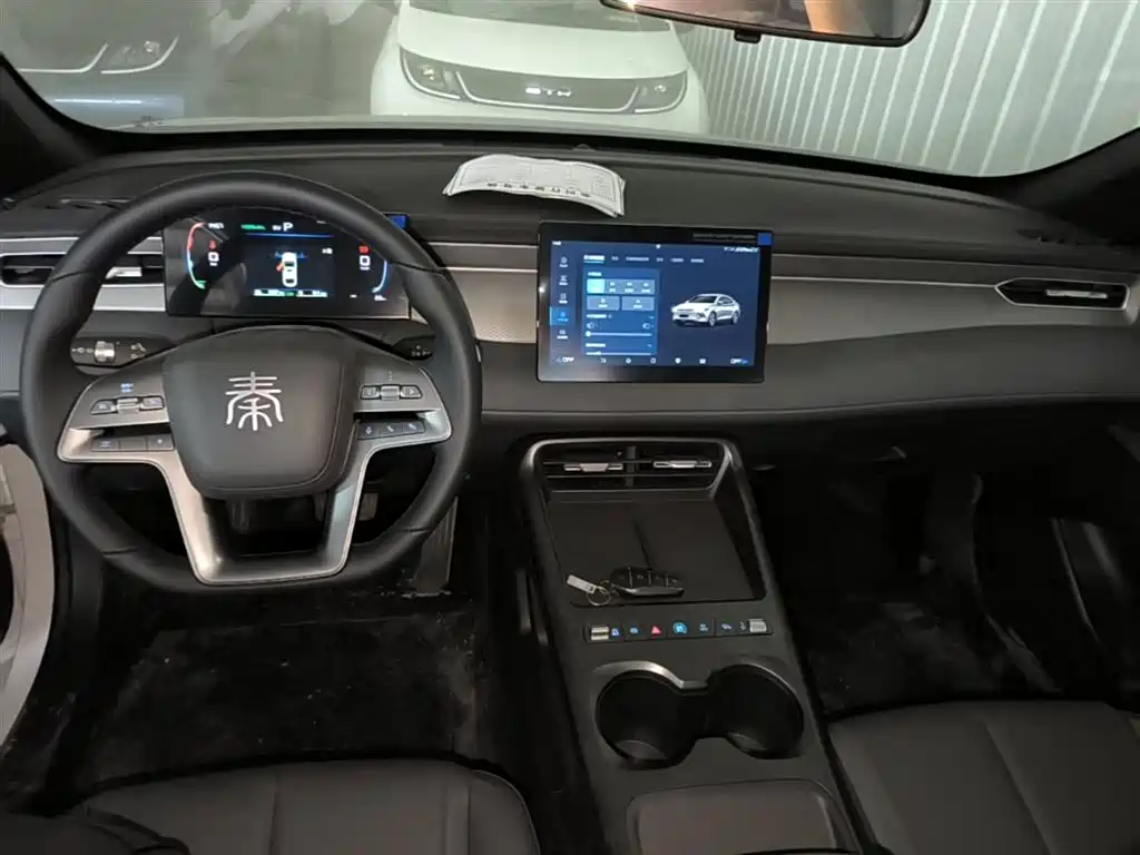 BYD Qin PLUS 2026 — фото 10