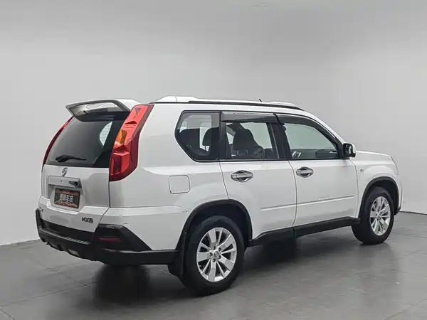 Dongfeng Fengdu MX6 2015