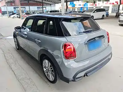 MINI MINI 2021