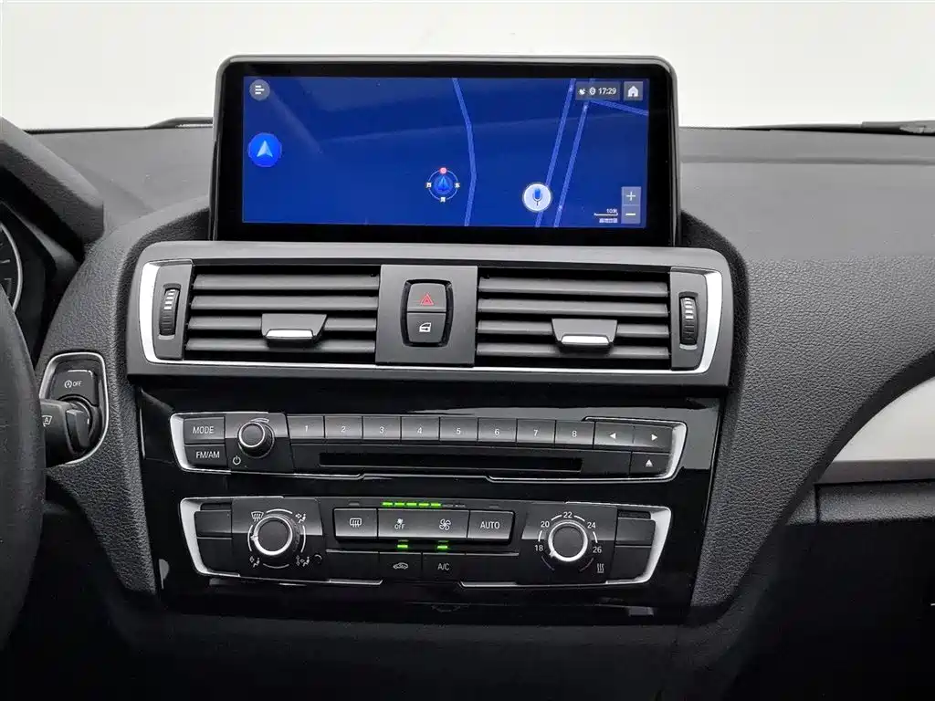 BMW 1 Series 2016 — фото 12