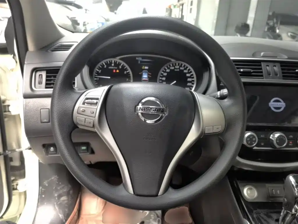 Nissan Tiida 2019 — фото 11