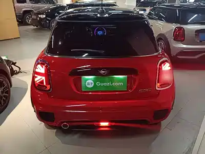 MINI MINI 2020