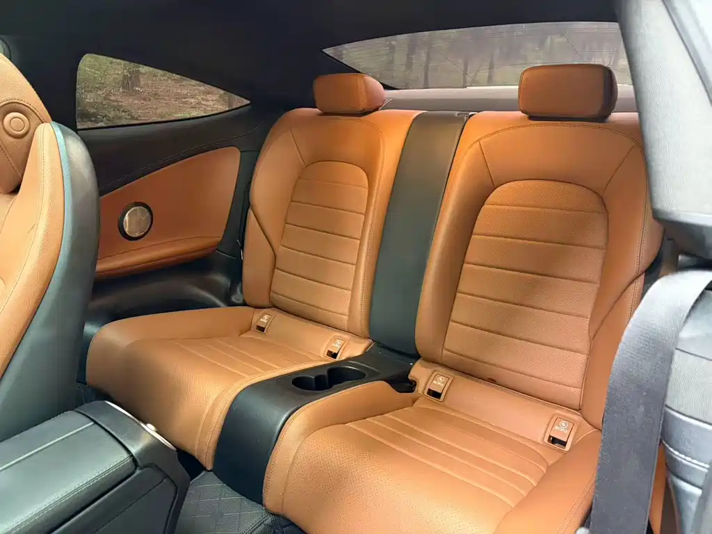 Mercedes-Benz C-Class 2019
