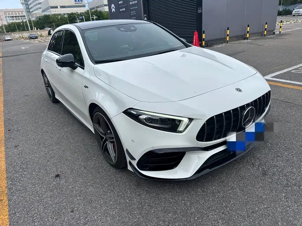 Mercedes-Benz A-Class AMG 2023 — фото 3