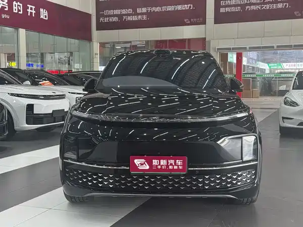 Li Auto L8 2024