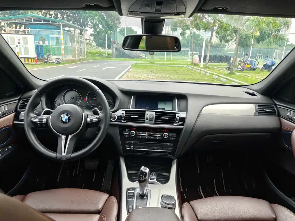 BMW X4 2017 — фото 16