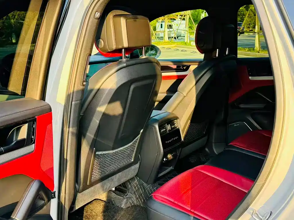 Porsche Cayenne 2024