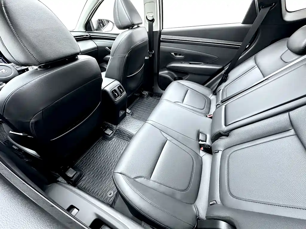 Hyundai Tucson 2024 — фото 12