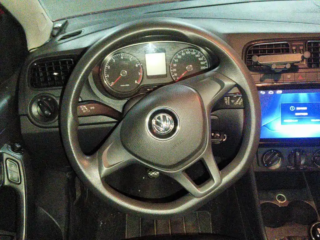 Volkswagen Polo 2015