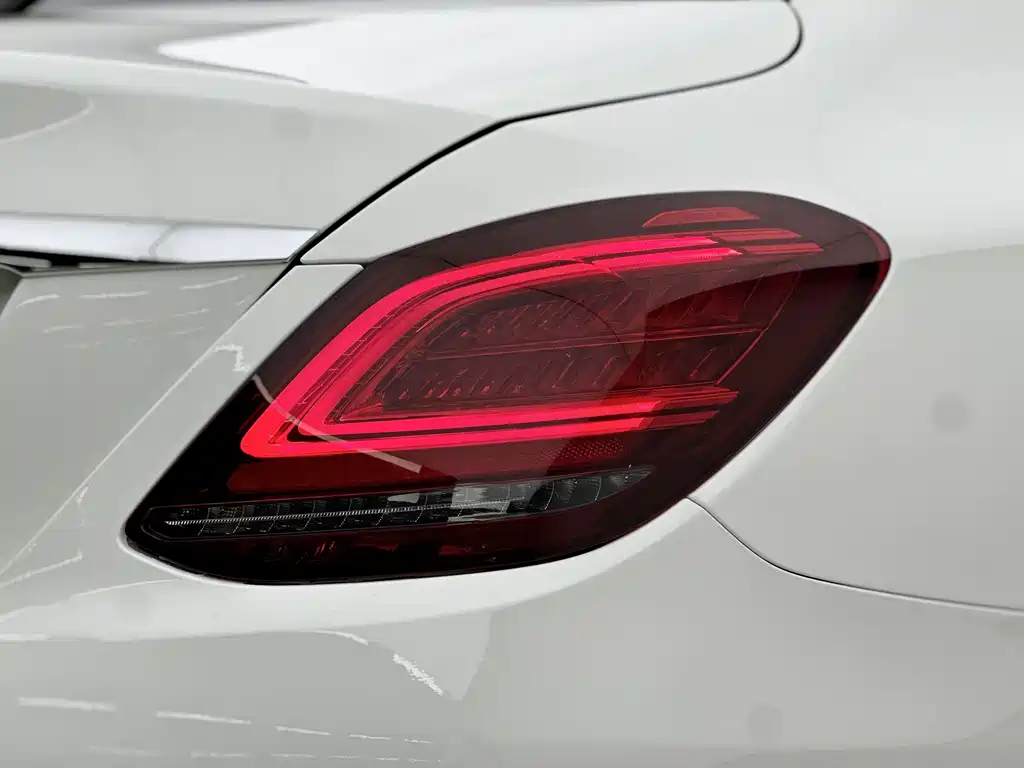Mercedes-Benz C-Class 2020 — фото 14