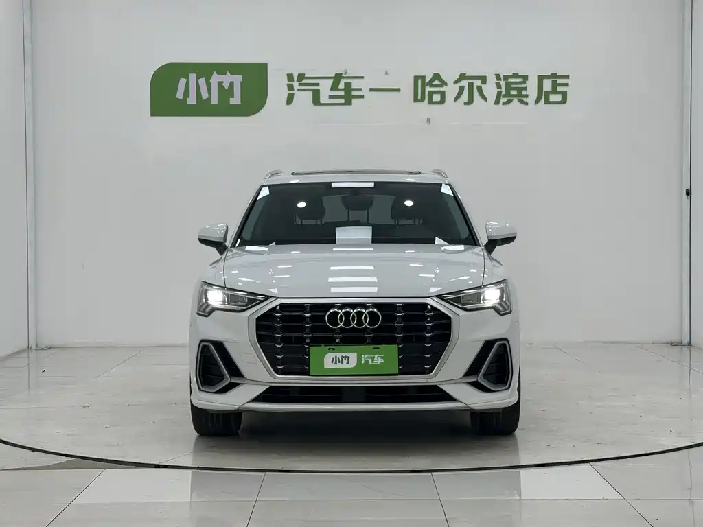 Audi Q3 2022 — фото 2