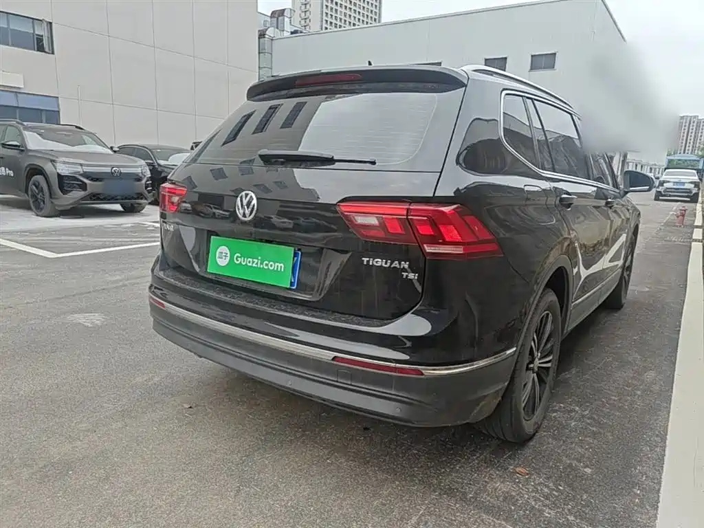 Volkswagen Tiguan L 2020 — фото 7
