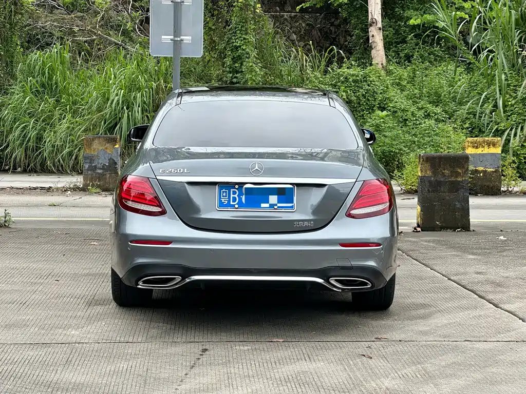 Mercedes-Benz E-Class 2020 — фото 16