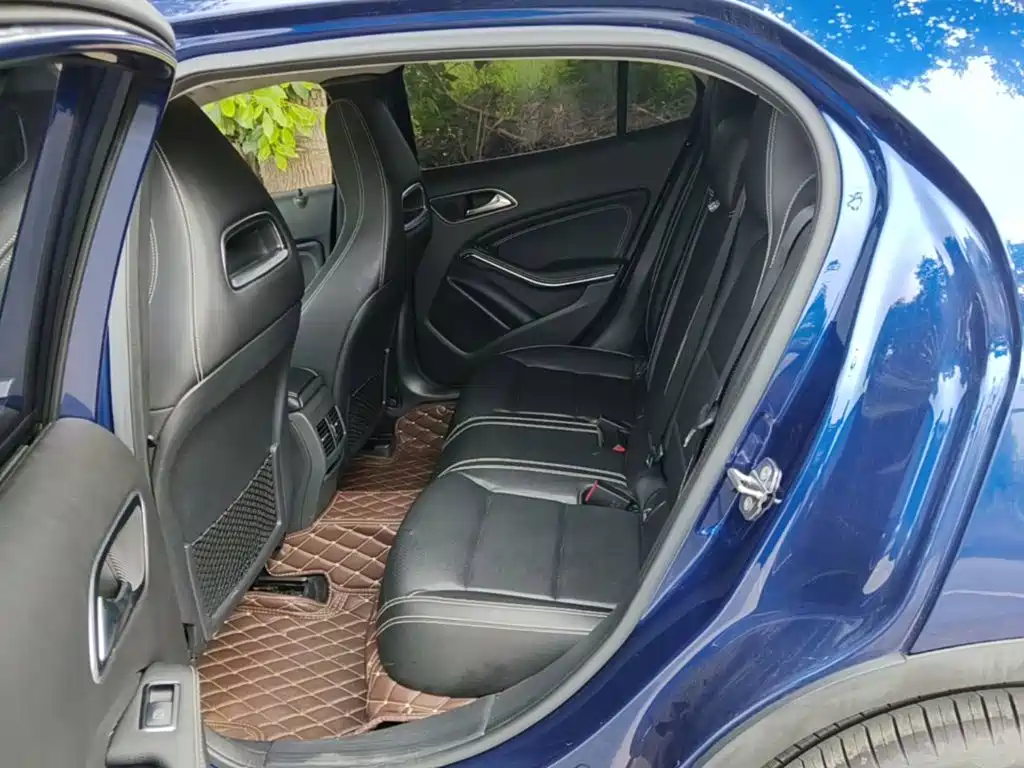 Mercedes-Benz GLA 2018 — фото 17